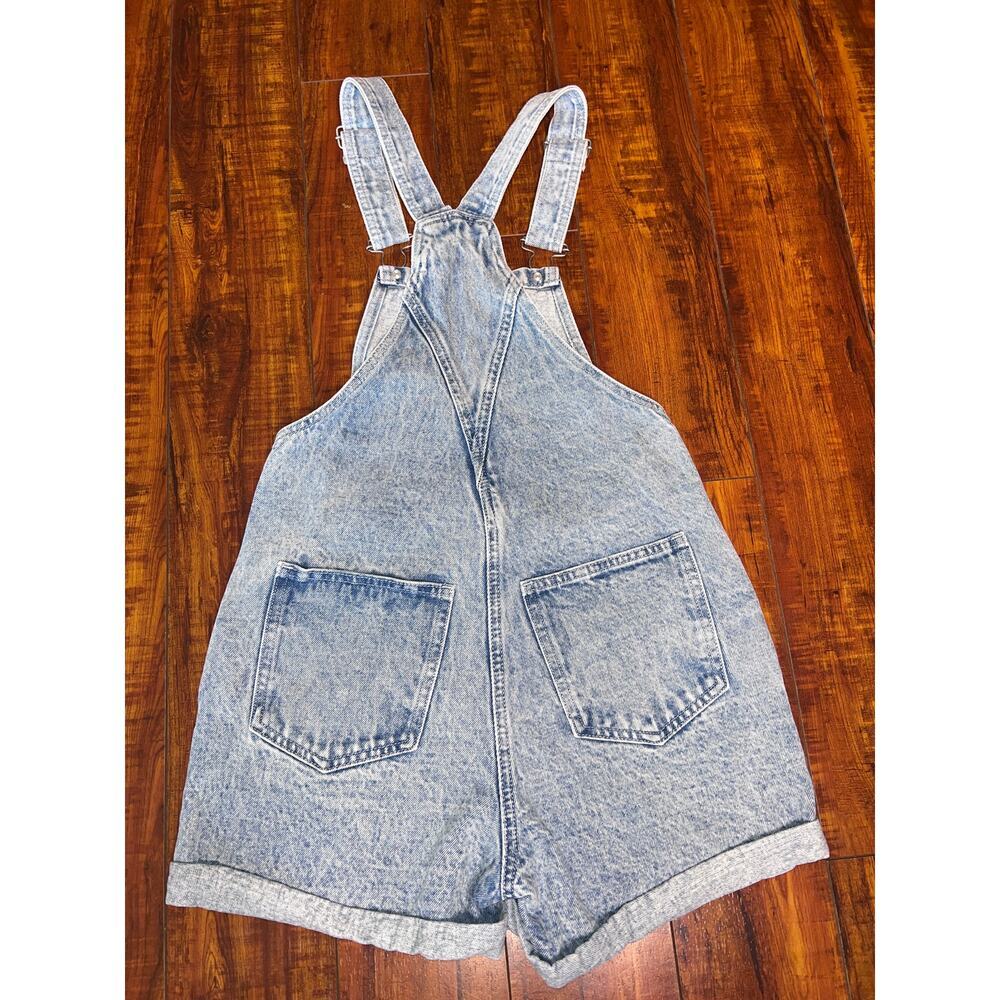 Light Wash Denim Overall Shorts Women XS Acid Wash Cuffed Shortalls Adjustable - Picture 3 of 8
